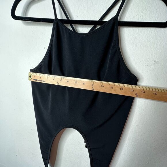 NWT Motel Jet Black Spaghetti Strap Racerback Tank Top Cami Crop Cut Out Smalll - Picture 5 of 10